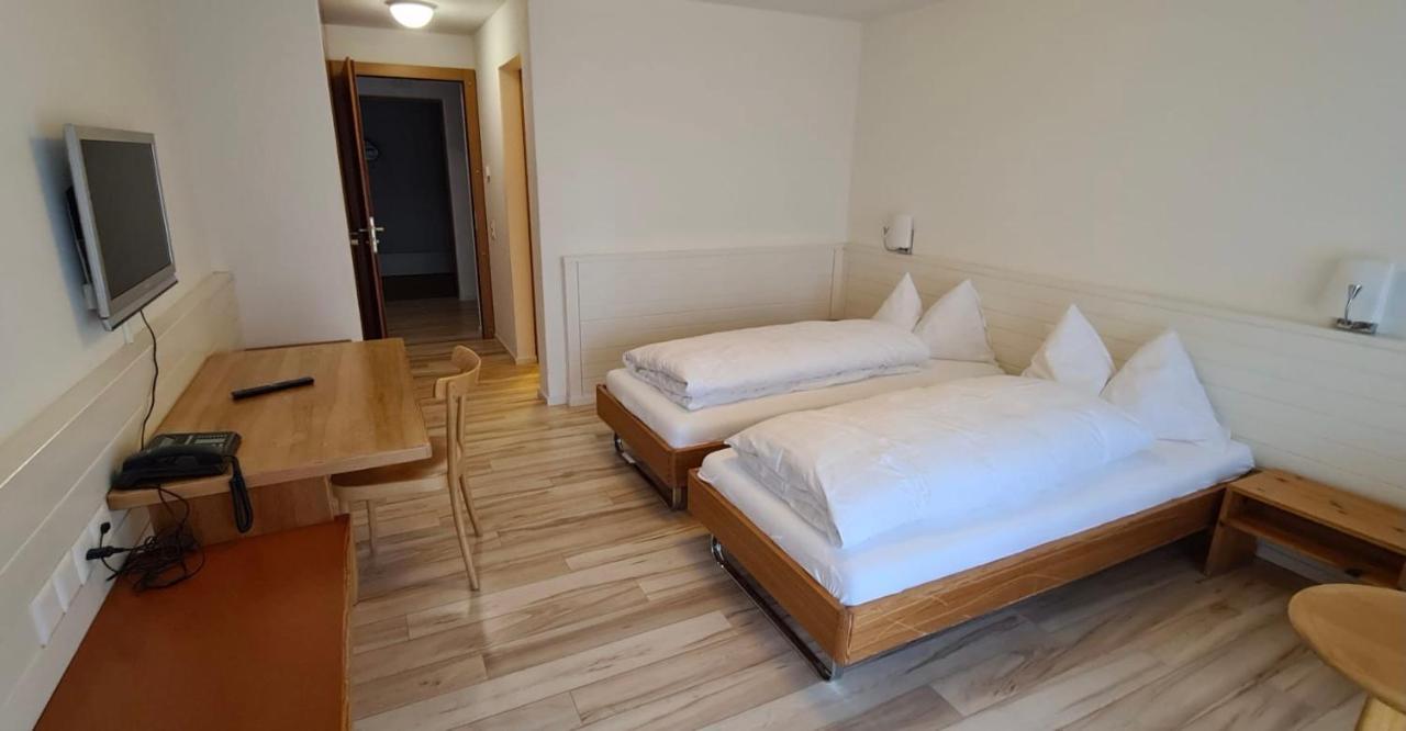 Hotel Breiti Bachenbulach Kültér fotó